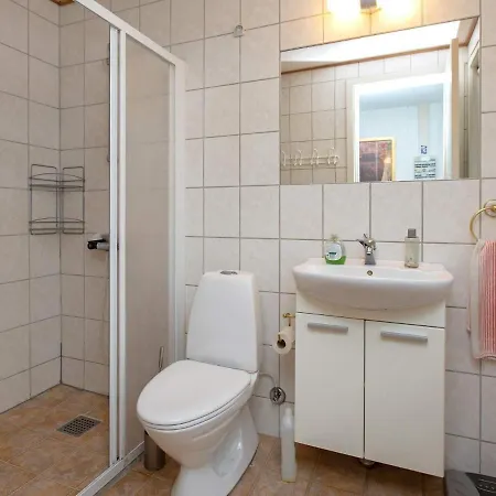 9 Person In V Ggerl Se Nyaraló